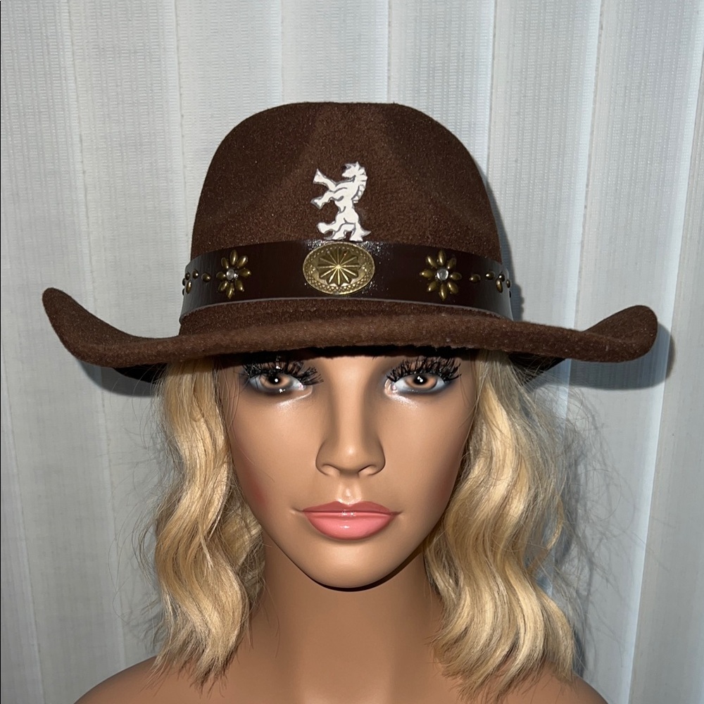 Unisex Brown Western Hat with horse designs